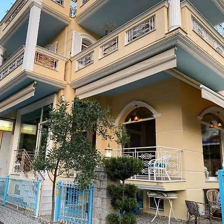 Royal's * Loutra Edipsou (Evia)